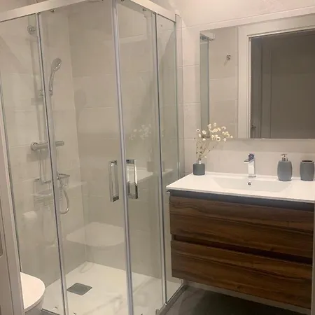 Terrazas De Argandona * 希洪